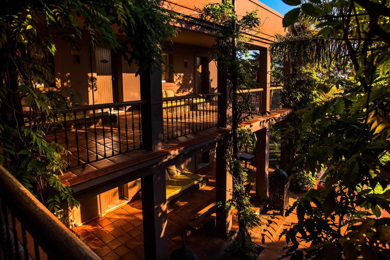 Chillout Hotel Tres Mares Тарифа Экстерьер фото