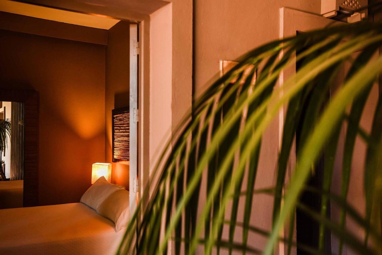 Chillout Hotel Tres Mares Тарифа Экстерьер фото