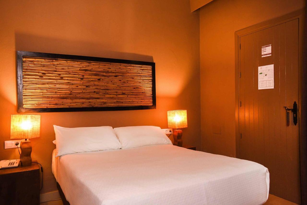 Chillout Hotel Tres Mares Тарифа Экстерьер фото